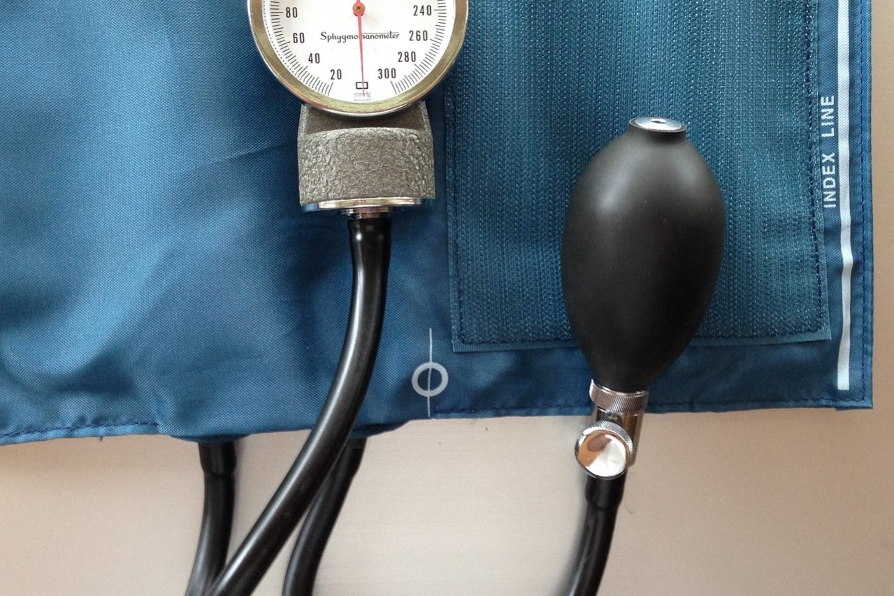 sphygmomanometer-g756003701_1280